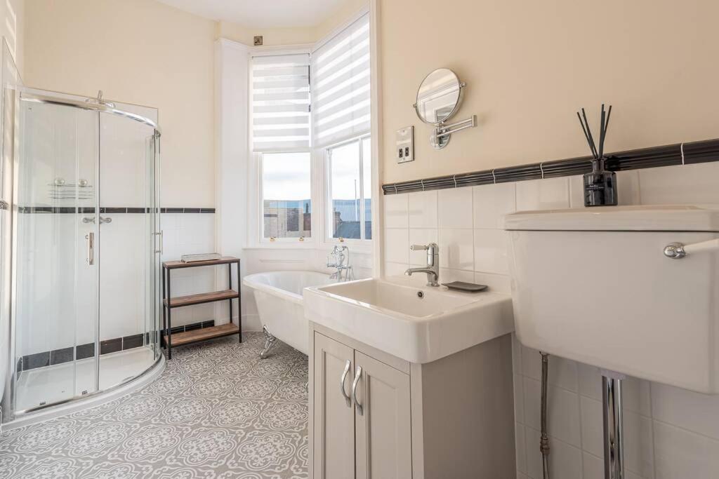 Luxury Apartment Rowntree House Across From The Shambles ยอร์ค ภายนอก รูปภาพ